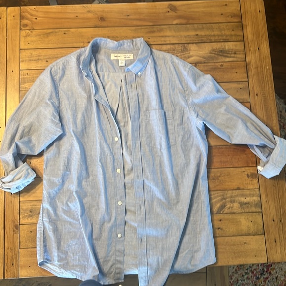 Men’s Old Navy button up shirt - Picture 3 of 4